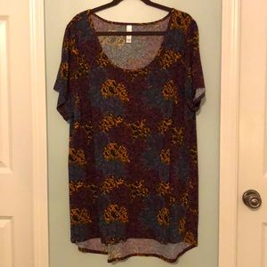 Lularoe Classic Tee
